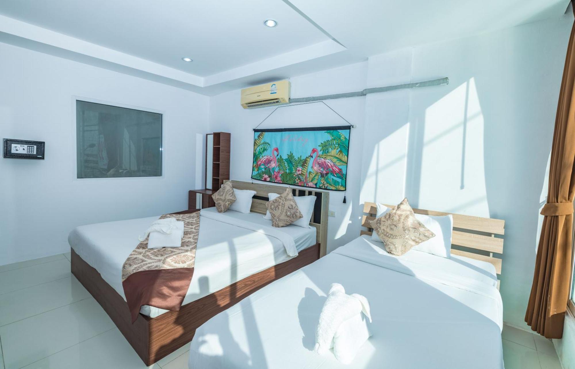 Happy 99 Guest House Patong Екстер'єр фото