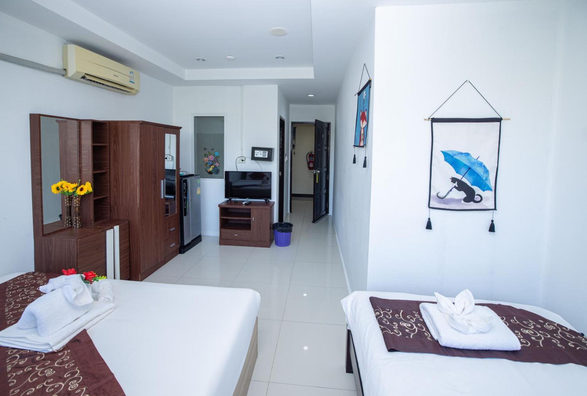 Happy 99 Guest House Patong Екстер'єр фото