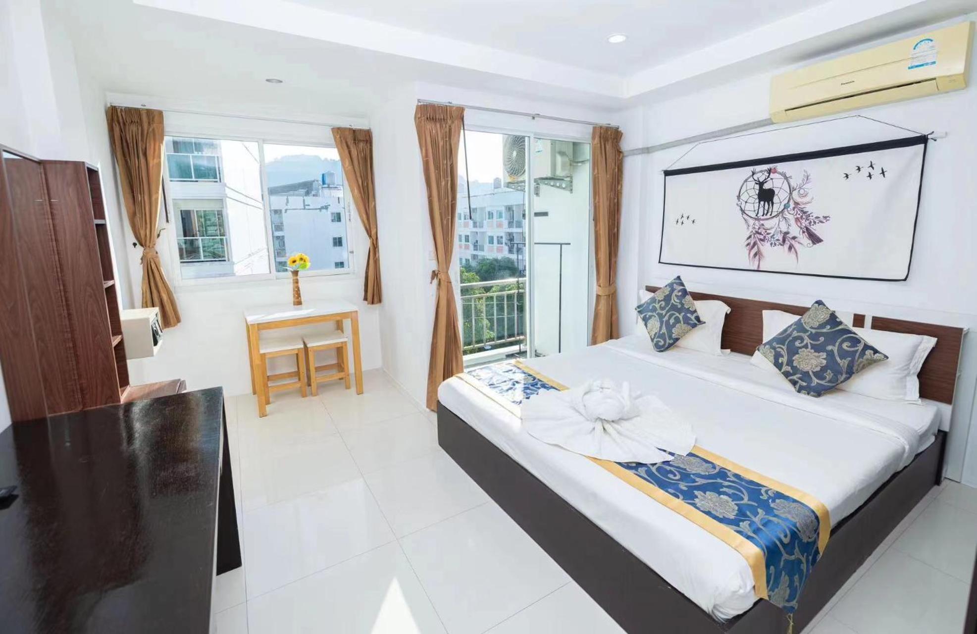 Happy 99 Guest House Patong Екстер'єр фото
