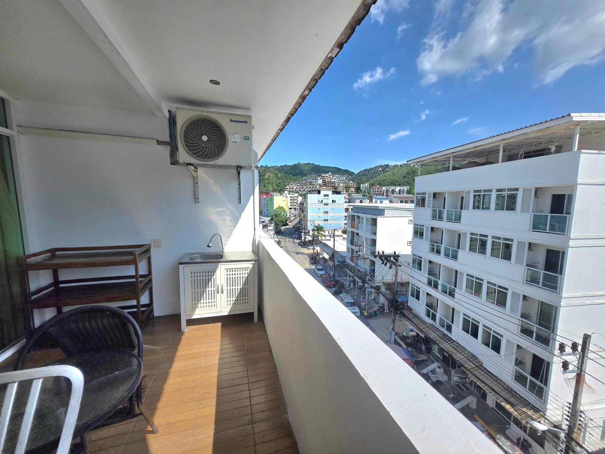 Happy 99 Guest House Patong Екстер'єр фото