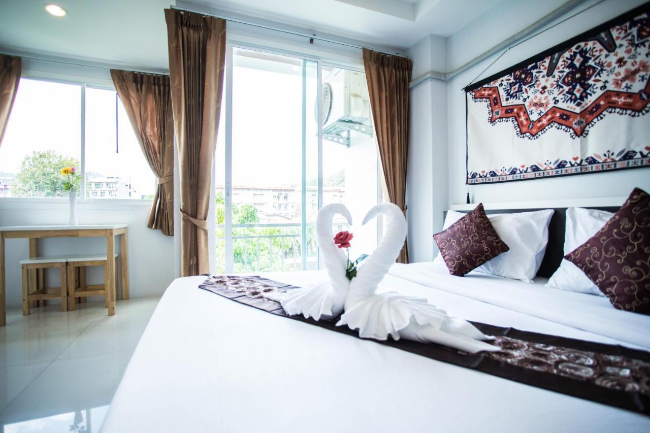 Happy 99 Guest House Patong Екстер'єр фото