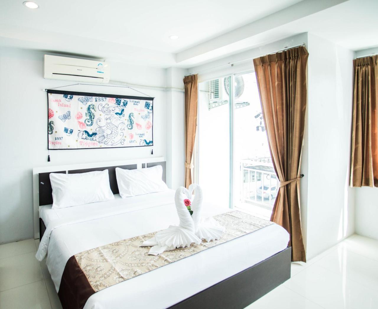 Happy 99 Guest House Patong Екстер'єр фото